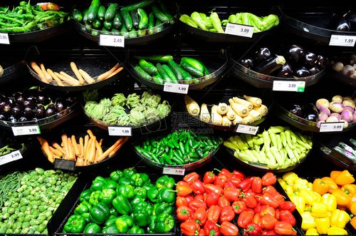 超市的蔬菜摊图片